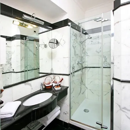 アルカンジェロ 3* ローマ