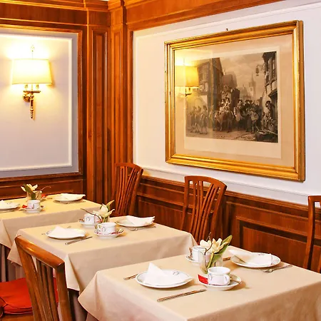 アルカンジェロ ホテル 3*