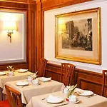 Arcangelo Hotell