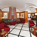 Hotell Arcangelo 3*