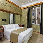 Hotell Arcangelo 3*